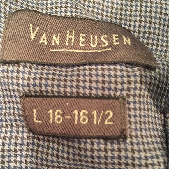 Van Heusen button up shirt - Picture 2 of 5